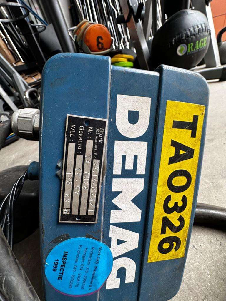 Takel elektrische  op kracht, Ophalen