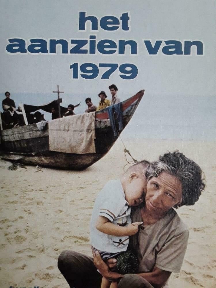Het Aanzien van allerlei jaren - Twaalf maanden wereldnieuws, Boeken, Ophalen of Verzenden, 20e eeuw of later, Gelezen