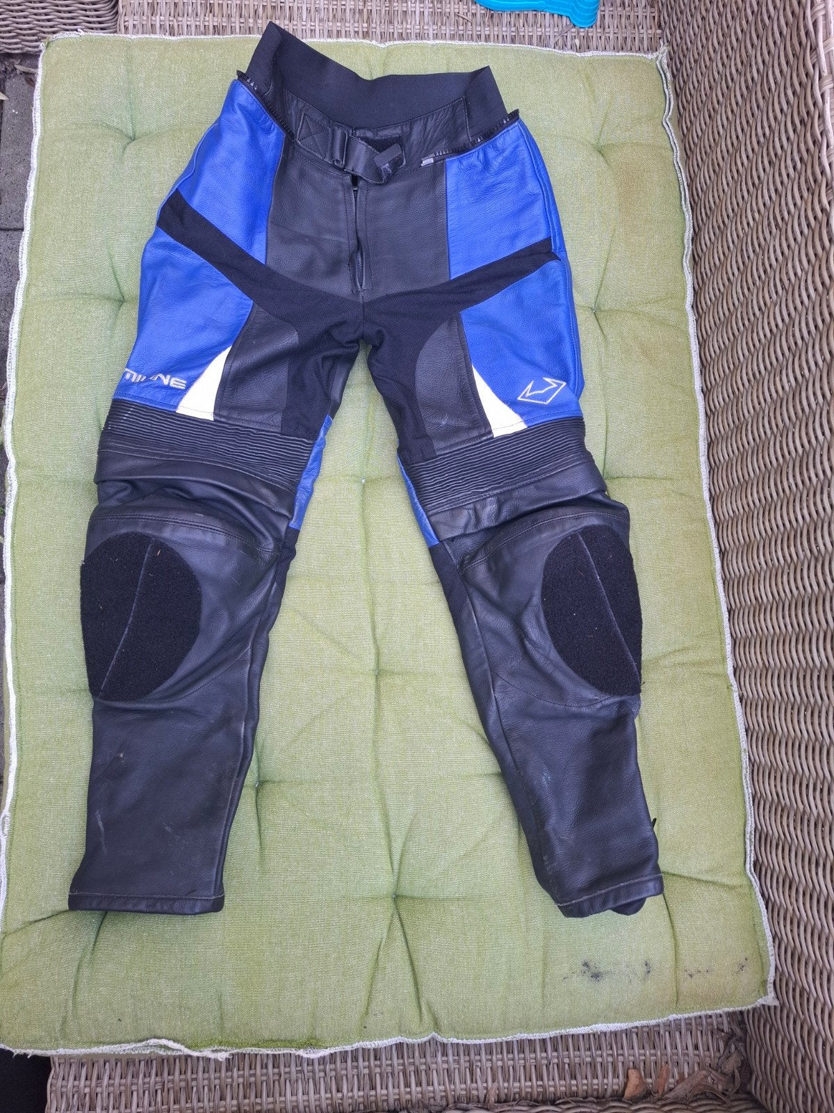 Leren motorbroek in goede staat maat S, Ophalen, Broek | leer, Dames, Ailine
