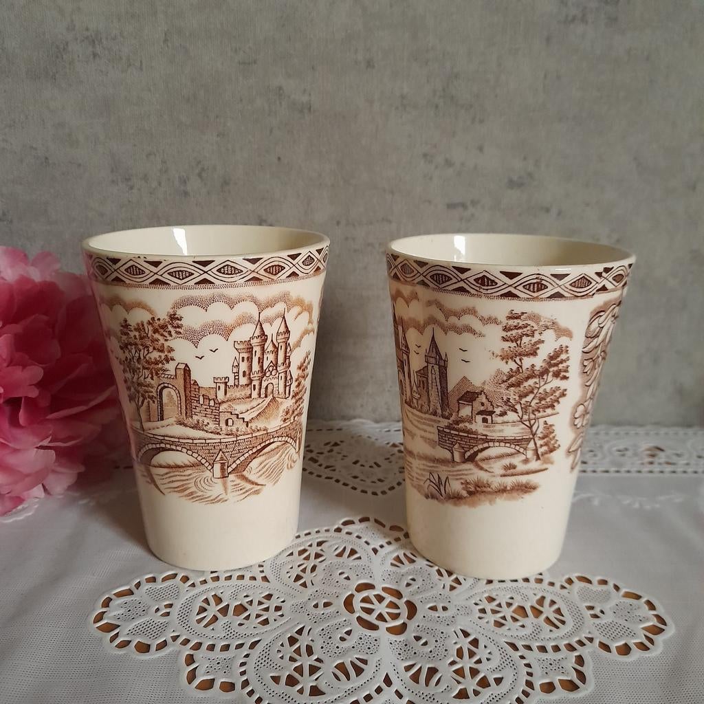 2 Gave bekers Petrus Regout British Castles, Ophalen of Verzenden