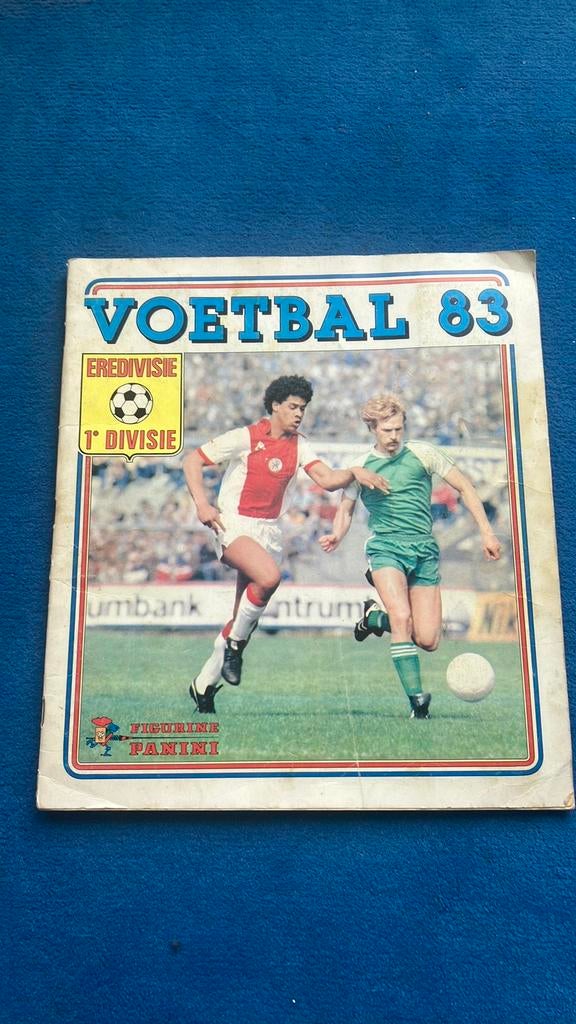 Panini voetbal 83, Verzamelen, Sportartikelen en Voetbal, Ophalen of Verzenden, Gebruikt, Overige binnenlandse clubs, Poster, Plaatje of Sticker