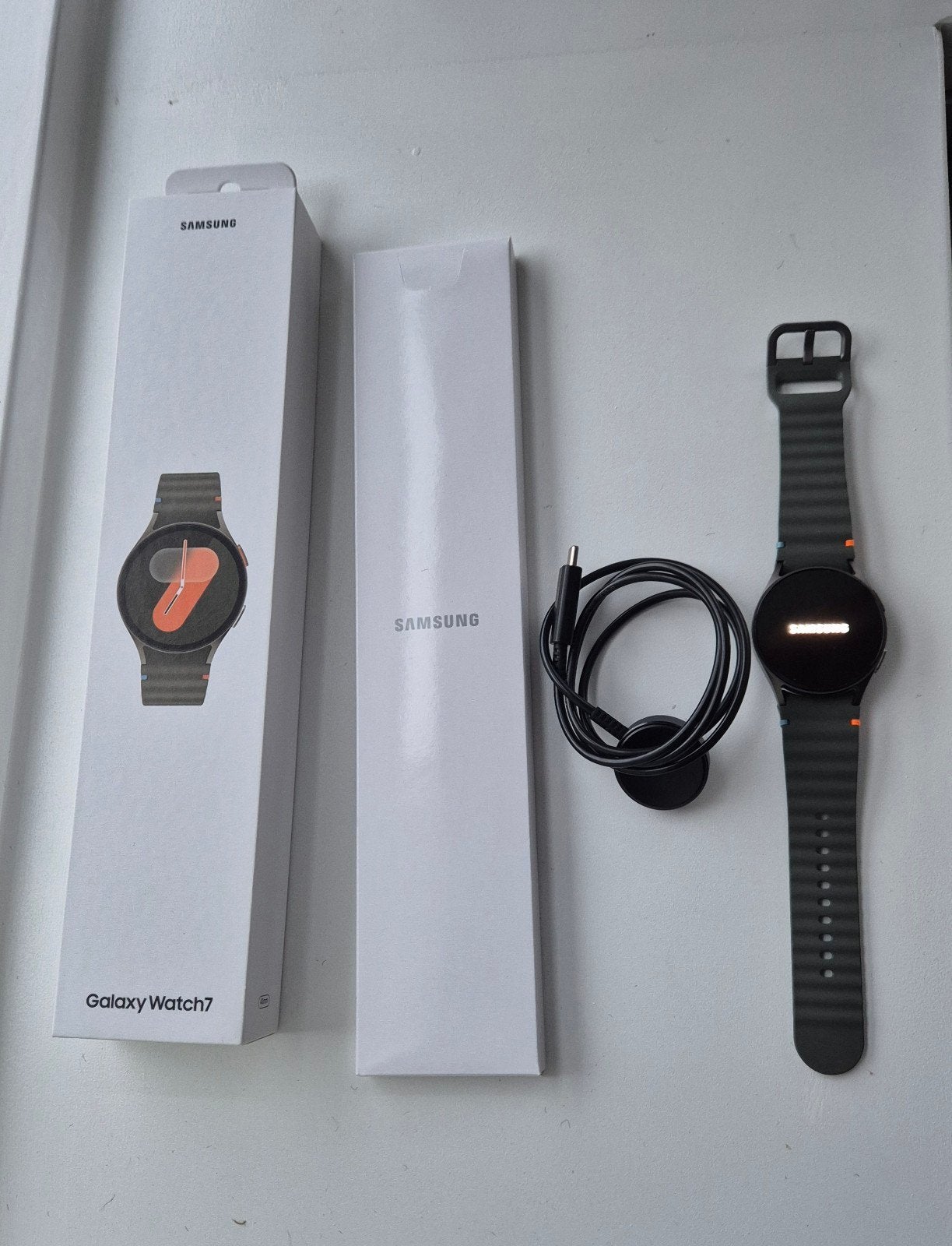 Samsung Galaxy Watch 7 (SM-L300) 40mm - Nieuwstaat, Zwart, Ophalen of Verzenden, Zo goed als nieuw, Stappen