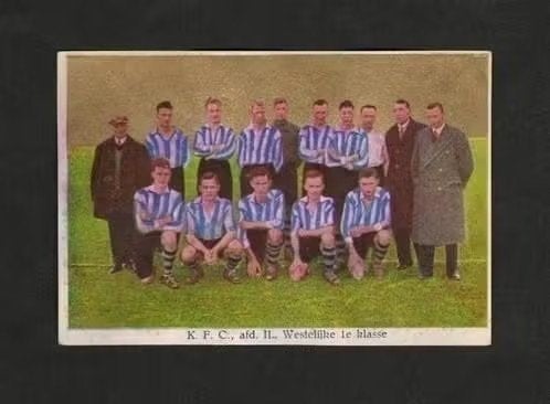 Voetbalplaatje KFC Koog aan de Zaan Jaren 20/30., Ophalen of Verzenden, Zo goed als nieuw