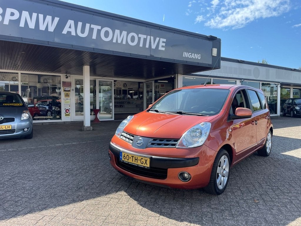 Nissan Note 1.6 Tekna (bj 2006), Auto's, Voorwielaandrijving, Dealer onderhouden, Gebruikt, Leder en Stof
