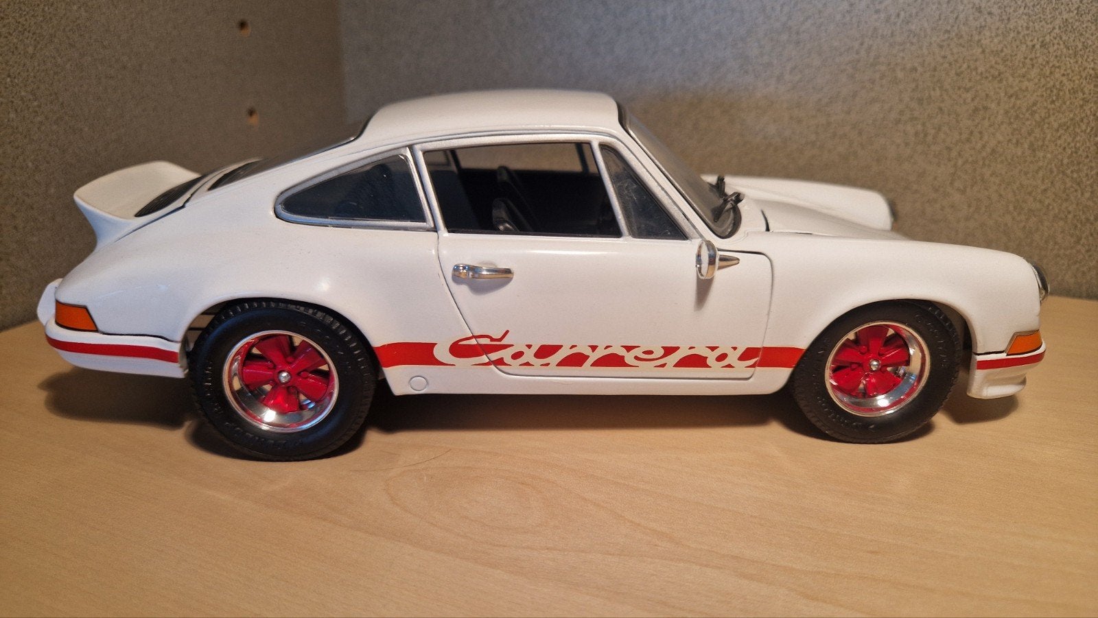 Porsche 911 Carrera RS 39 Modelauto Wit, Hobby en Vrije tijd, Modelauto's | 1:18, Ophalen of Verzenden