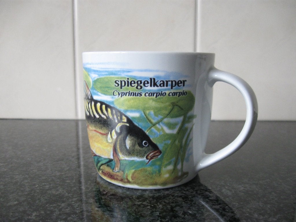 Mooie Hengelsport -  Spiegelkarper   BEKER - MOK, Verzenden, Nieuw, Overige typen