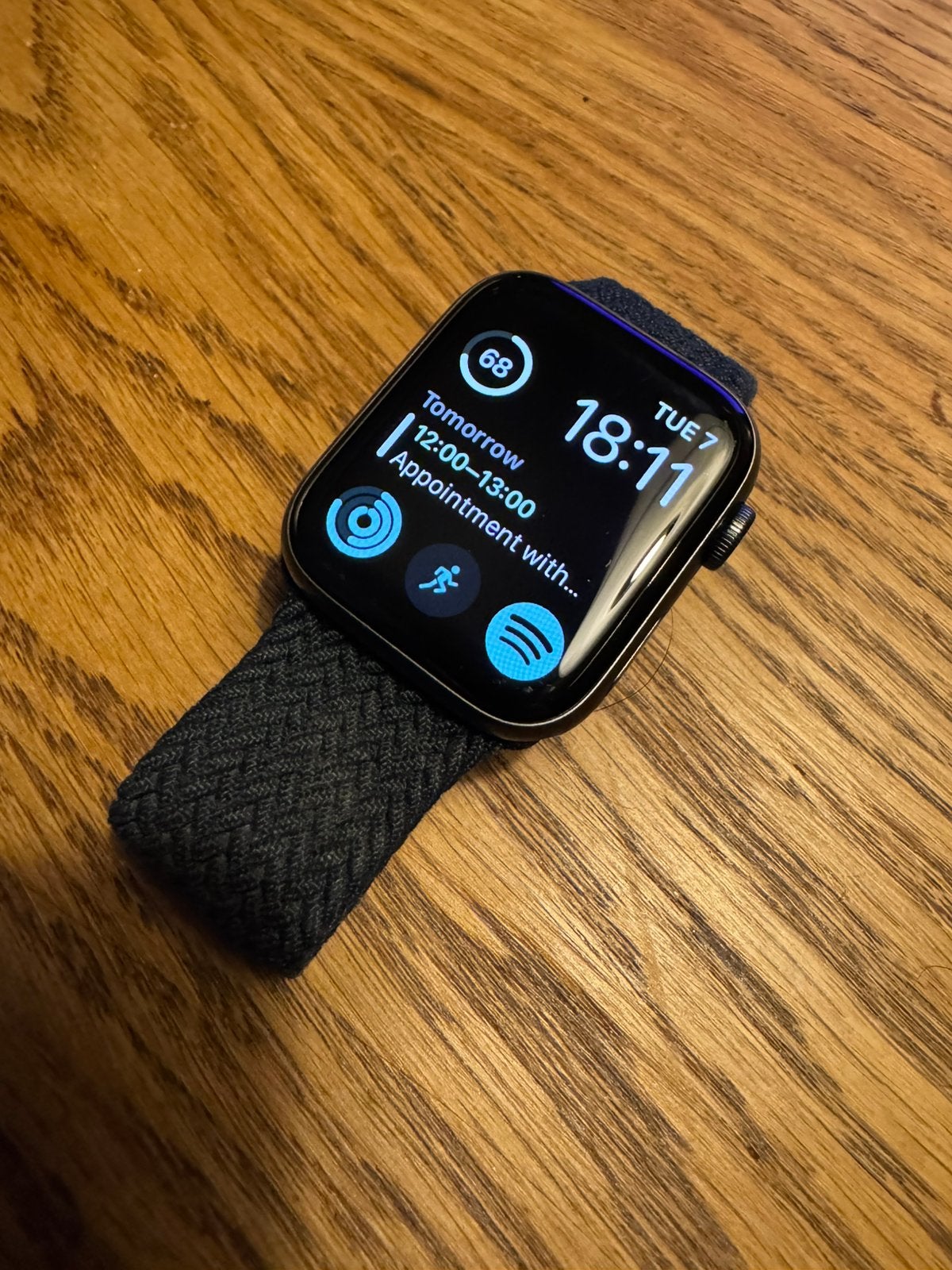 Apple Watch SE GPS 44 mm + accesories