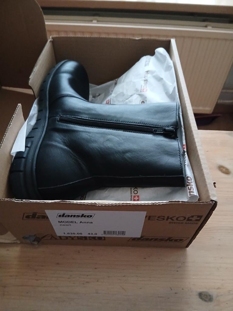 Nieuwe leren zwarte laars 43 dames rits en elastische inzet, Kleding | Dames, Schoenen, Zwart, Lage of Enkellaarzen, Nieuw, Ophalen of Verzenden