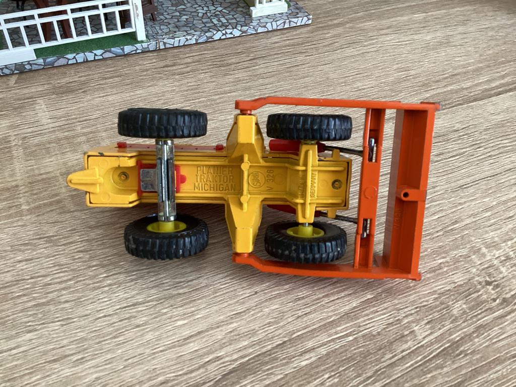 Leuke oude bulldozer, Ophalen of Verzenden, Gebruikt