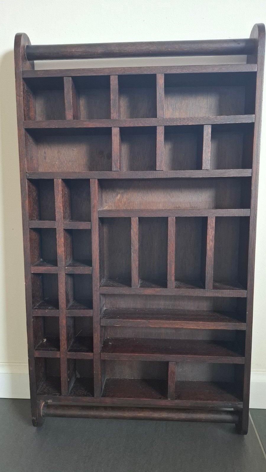 Eikenhouten Letterbak met Vakken - 41x75 cm, Verzenden
