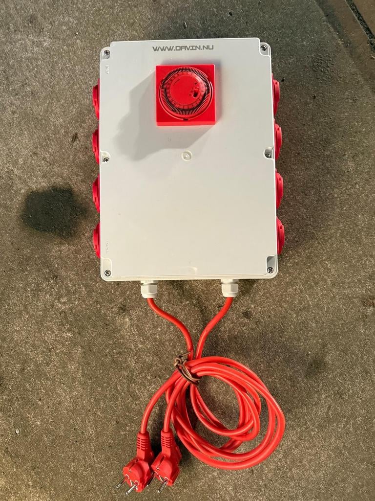 Davin DV-12T schakelkast met timer en 9 stopcontacten, Ophalen of Verzenden, Gebruikt, Schakelaar