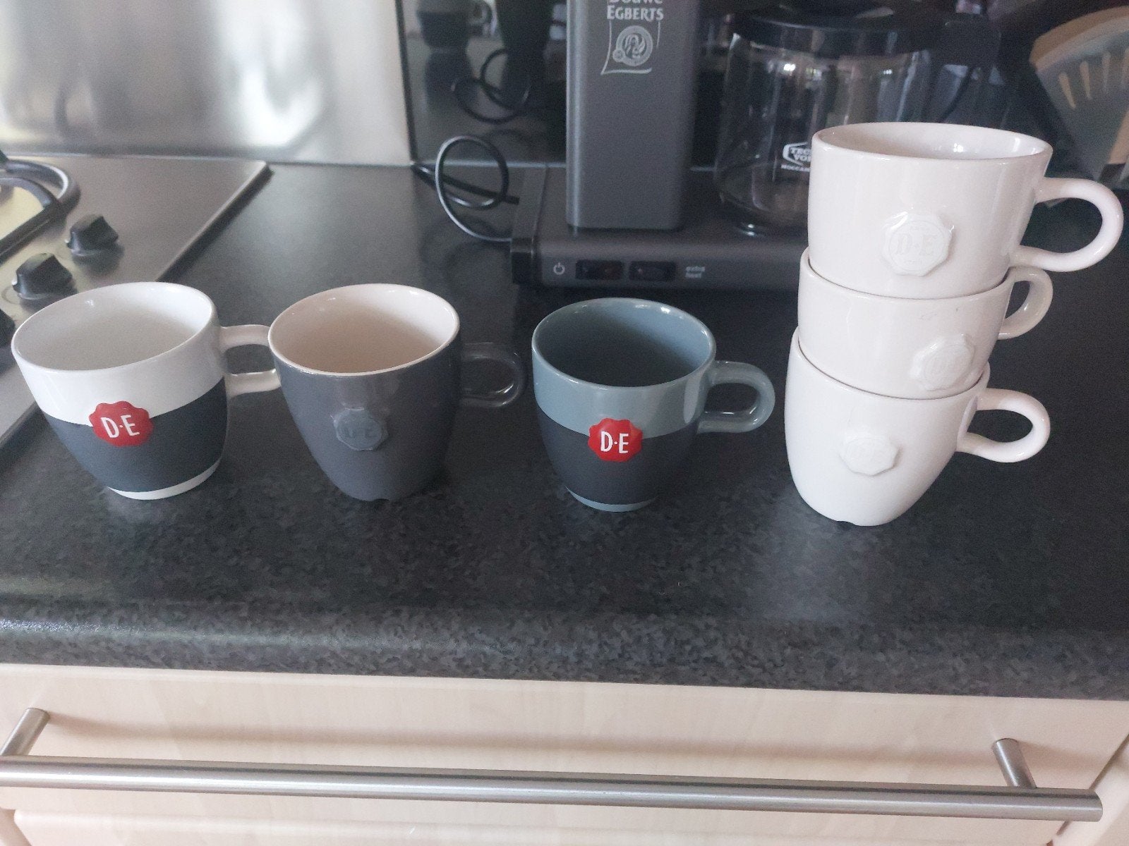 Douwe Egberts Mokken, Ophalen, Zo goed als nieuw