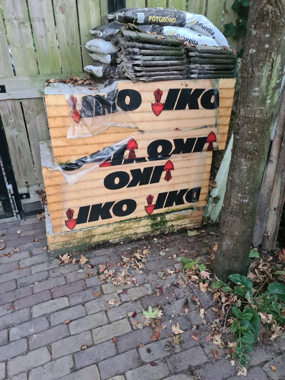 IKO Isolatieplaten - Hardschuim (PIR) 18 stuks, Ophalen, Dakisolatie, Gebruikt, Hardschuim (Pir)