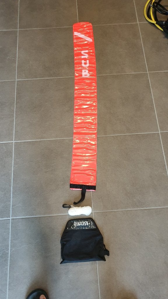 Ascanio decoboei 2 stuks met opschrift SUB, Watersport en Boten, Ophalen of Verzenden, Zo goed als nieuw, Overige typen