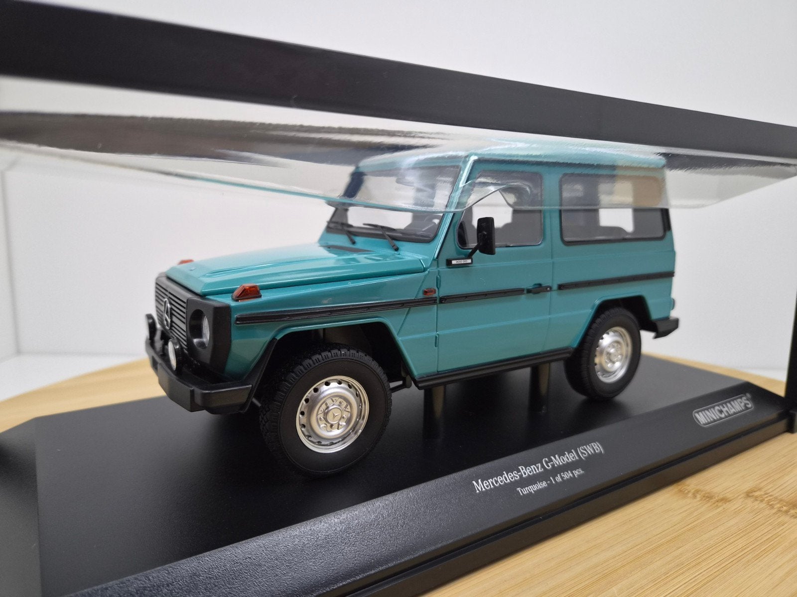 Minichamps Mercedes G-klasse SWB 1:18 Turqouise, Auto, Nieuw, Ophalen of Verzenden, MiniChamps