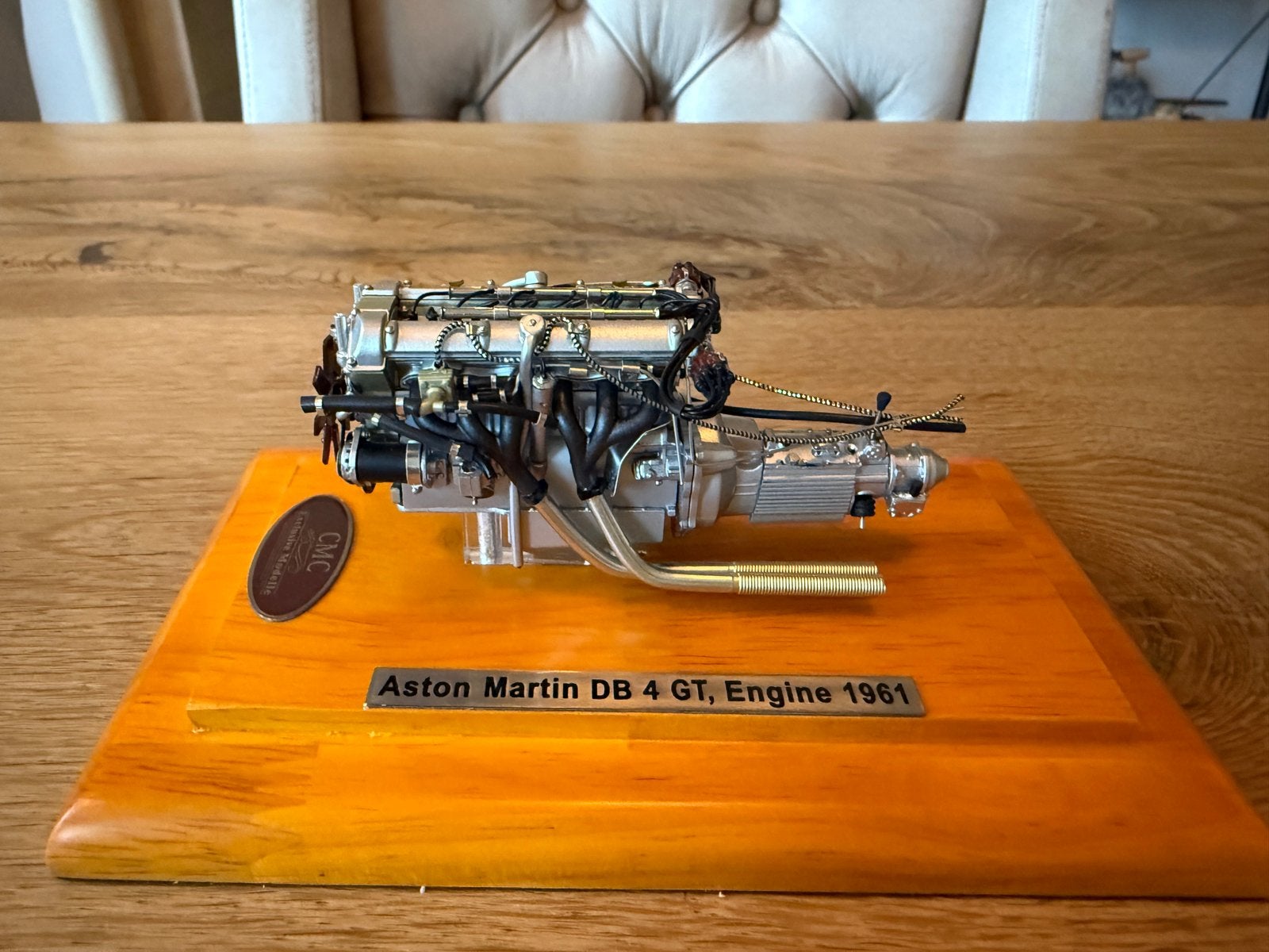 1:18 Motoraggregat Aston Martin DB4 GT Zagato 1961 CMC M-133, Overige merken, Auto, Ophalen of Verzenden, Zo goed als nieuw