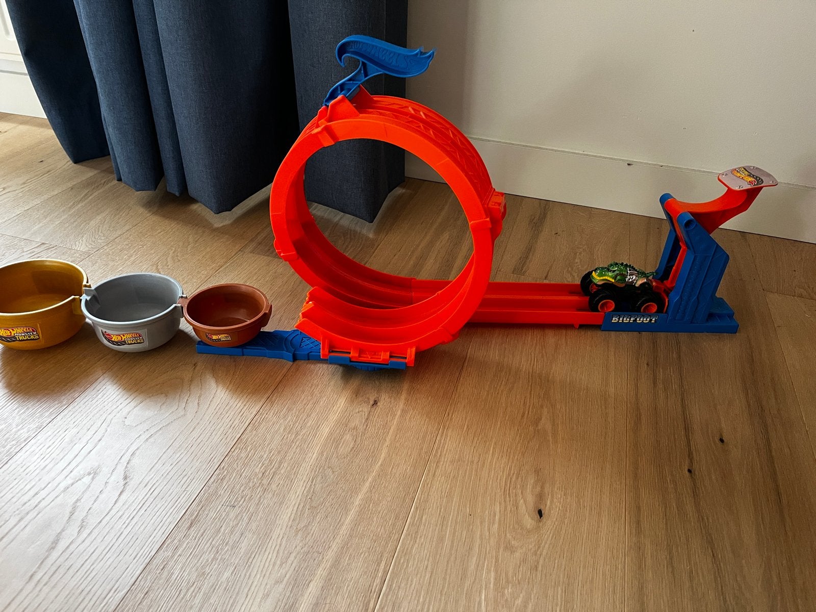 Hot Wheels Bigfoot Monster Truck Baan met Accessoires, Ophalen of Verzenden, Gebruikt