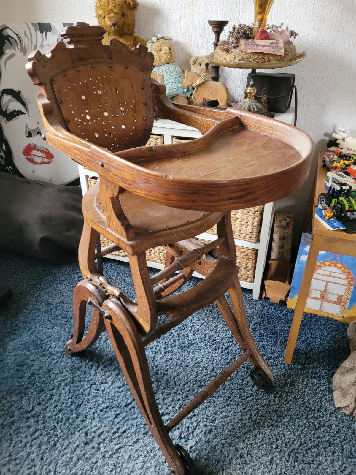 Antieke kinderstoel, Ophalen