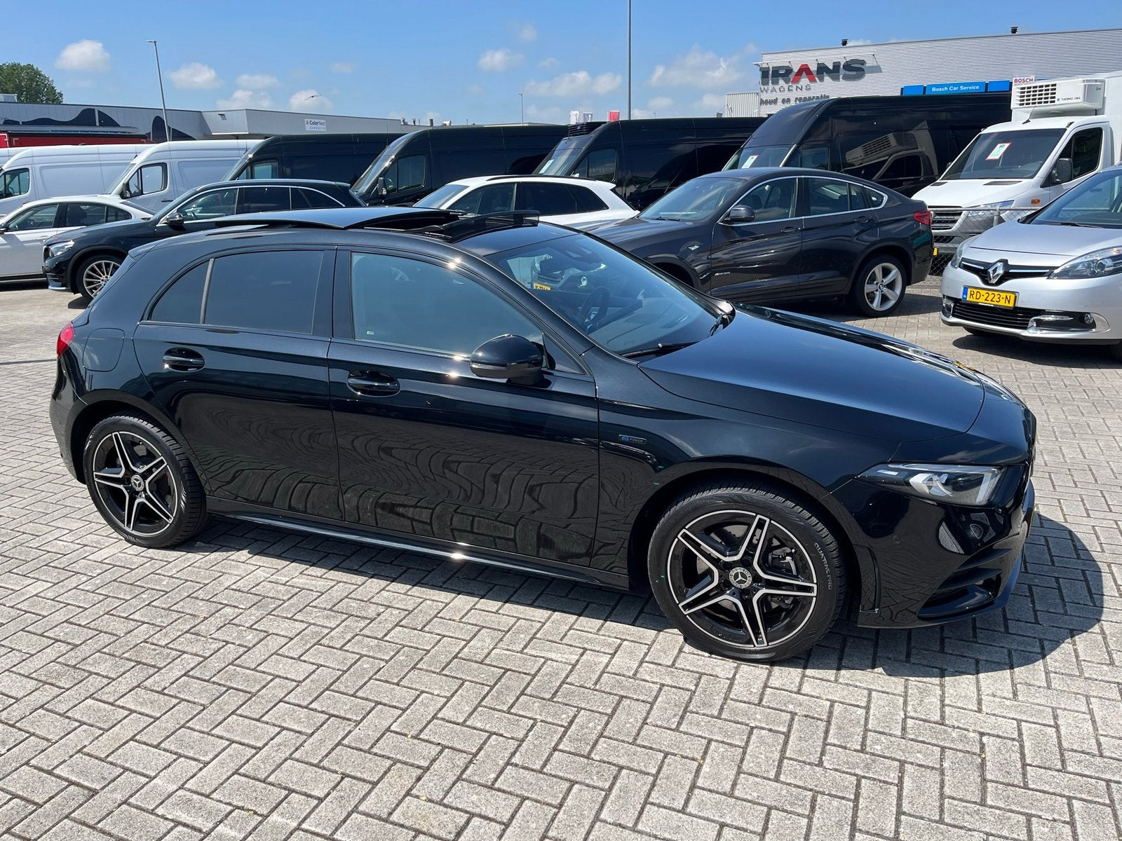 Mercedes A250e 2021 Pano/LED/Sfeer/Trekhaak/Cr. Contr./MBUX, Ophalen