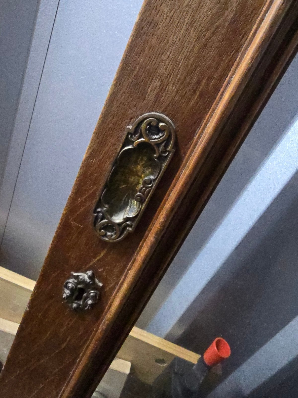 Eiken bibliotheekkast uit 1900 met 3 glazen schuifdeuren, Ophalen, Binnendeur, Glas, 120 cm of meer