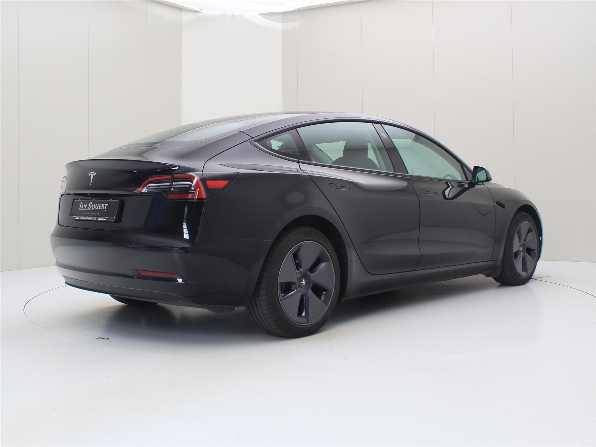 Tesla Model 3 Standard RWD Plus 94.5% SoH UPGRADE [ RYZEN AM, Automaat, Gebruikt, Zwart, Adaptive Cruise Control