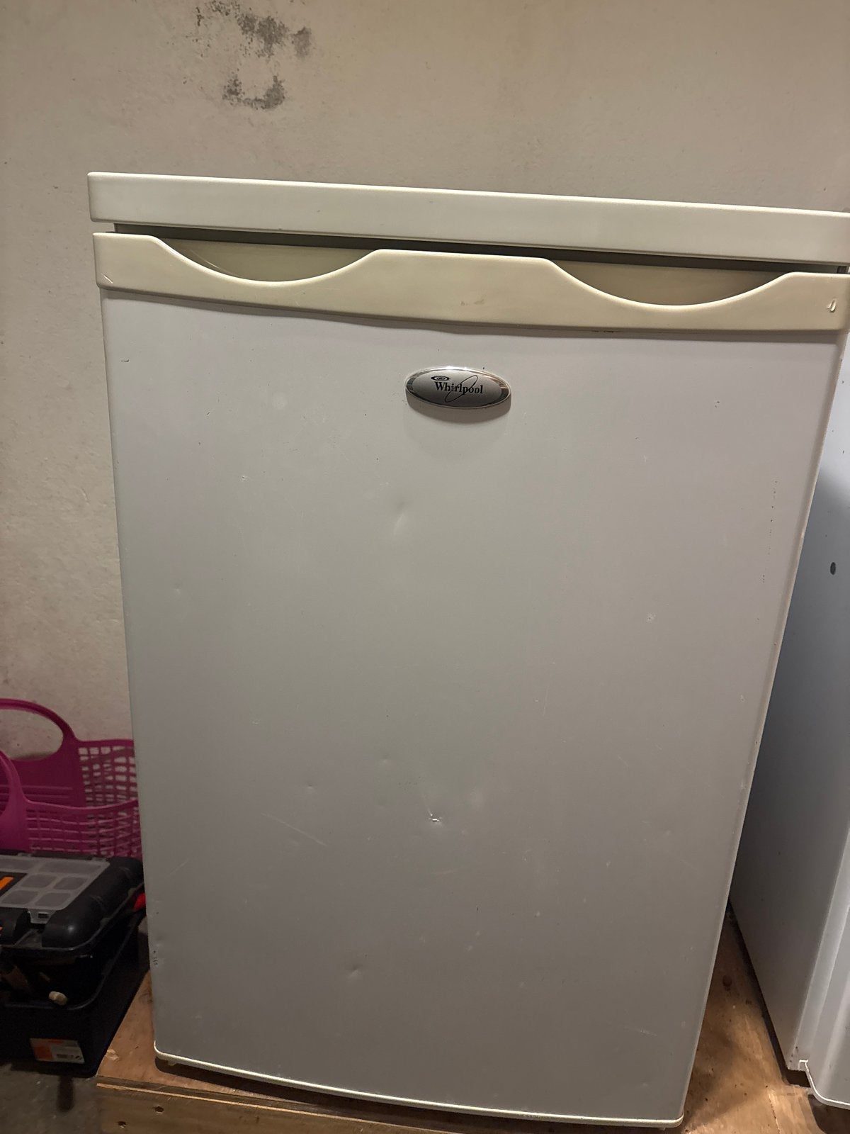 Whirlpool koelkast, compact en efficiënt, Witgoed en Apparatuur, 85 tot 120 cm, 100 tot 150 liter, Ophalen of Verzenden, 45 tot 60 cm