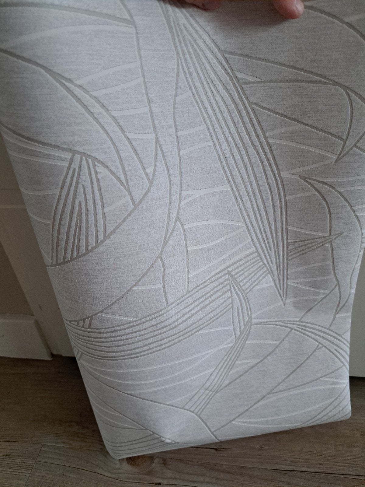 Nieuwe rol behang Karwei, Huis en Inrichting, Ophalen of Verzenden, Papierbehang, Beige