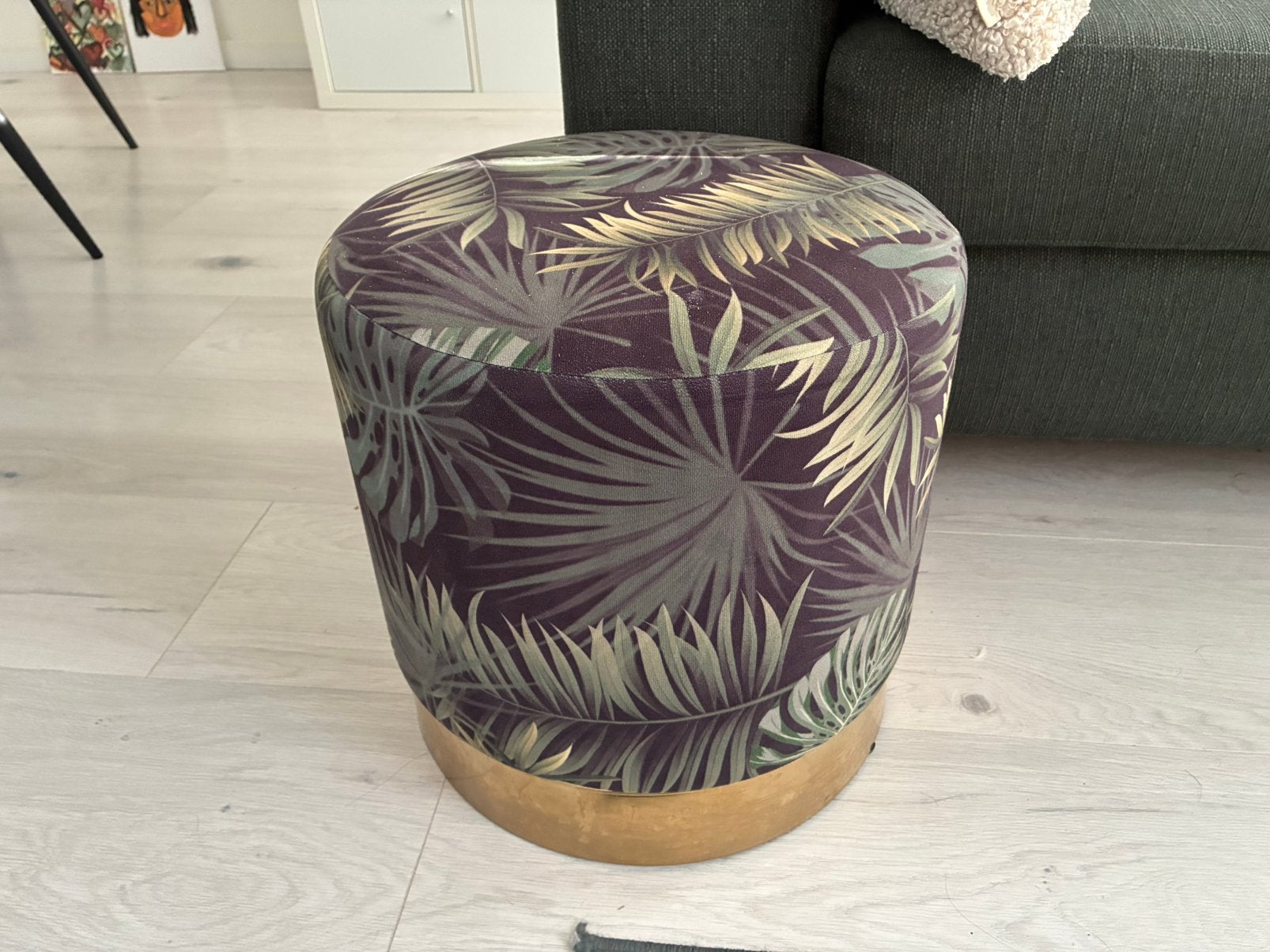Poef jungle thema goudkleur, Huis en Inrichting, Ophalen, Overige materialen, Minder dan 50 cm, Gebruikt