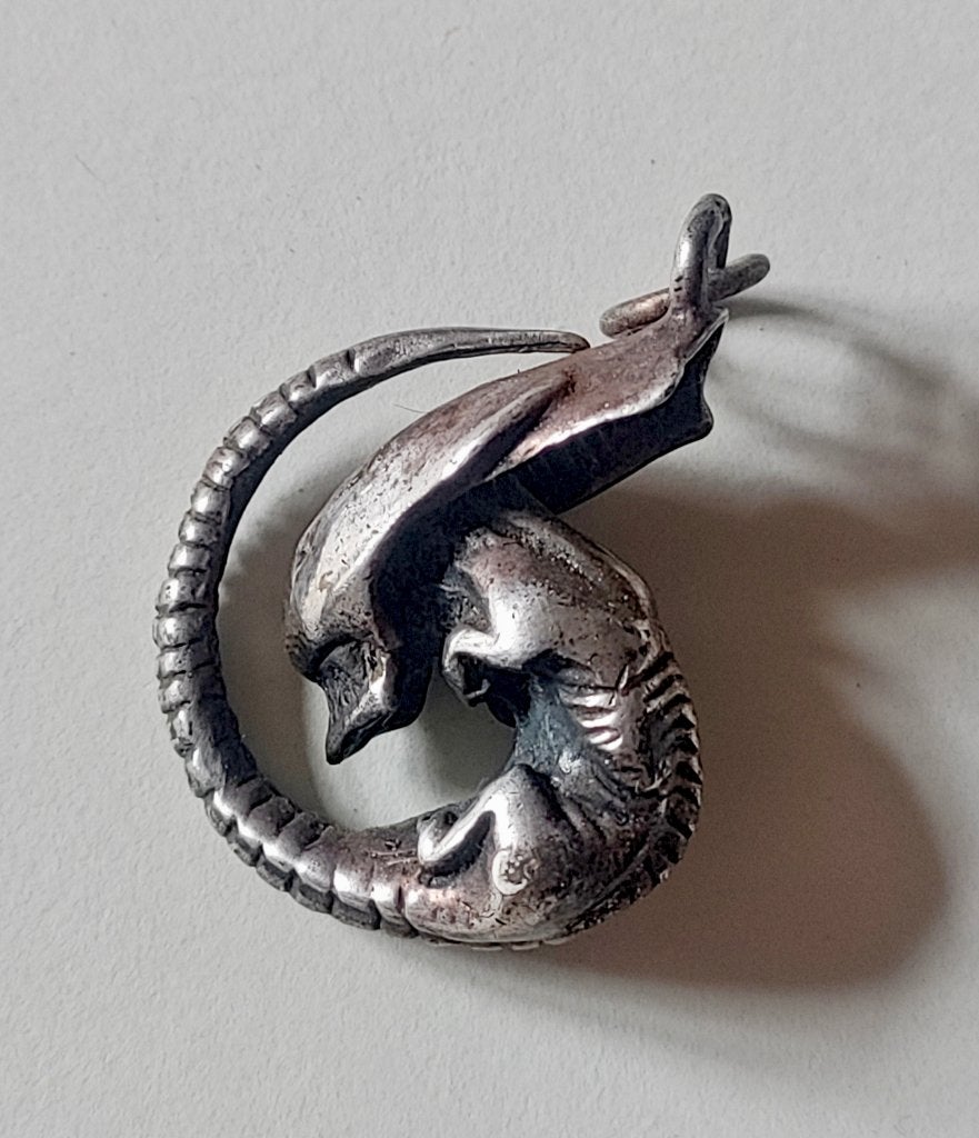 Zilveren Alien Xenomorph-hanger, Ophalen of Verzenden, Zo goed als nieuw, Zilver, Overige merken
