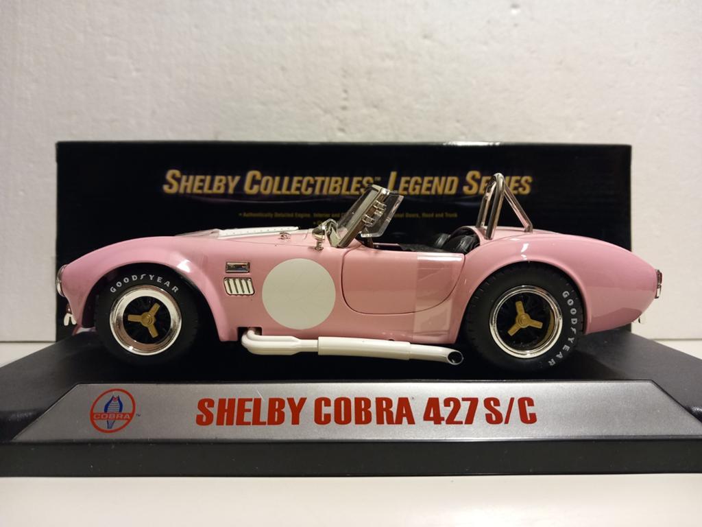 Shelby Cobra 427S/C pink roze Shelby Collectibles 1:18 KRD, Ophalen of Verzenden, Zo goed als nieuw, Auto, Overige merken