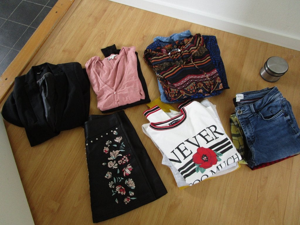 Pakket dames kleding maat XS (15 delig), Verzenden, Zo goed als nieuw, Maat 34 (XS) of kleiner