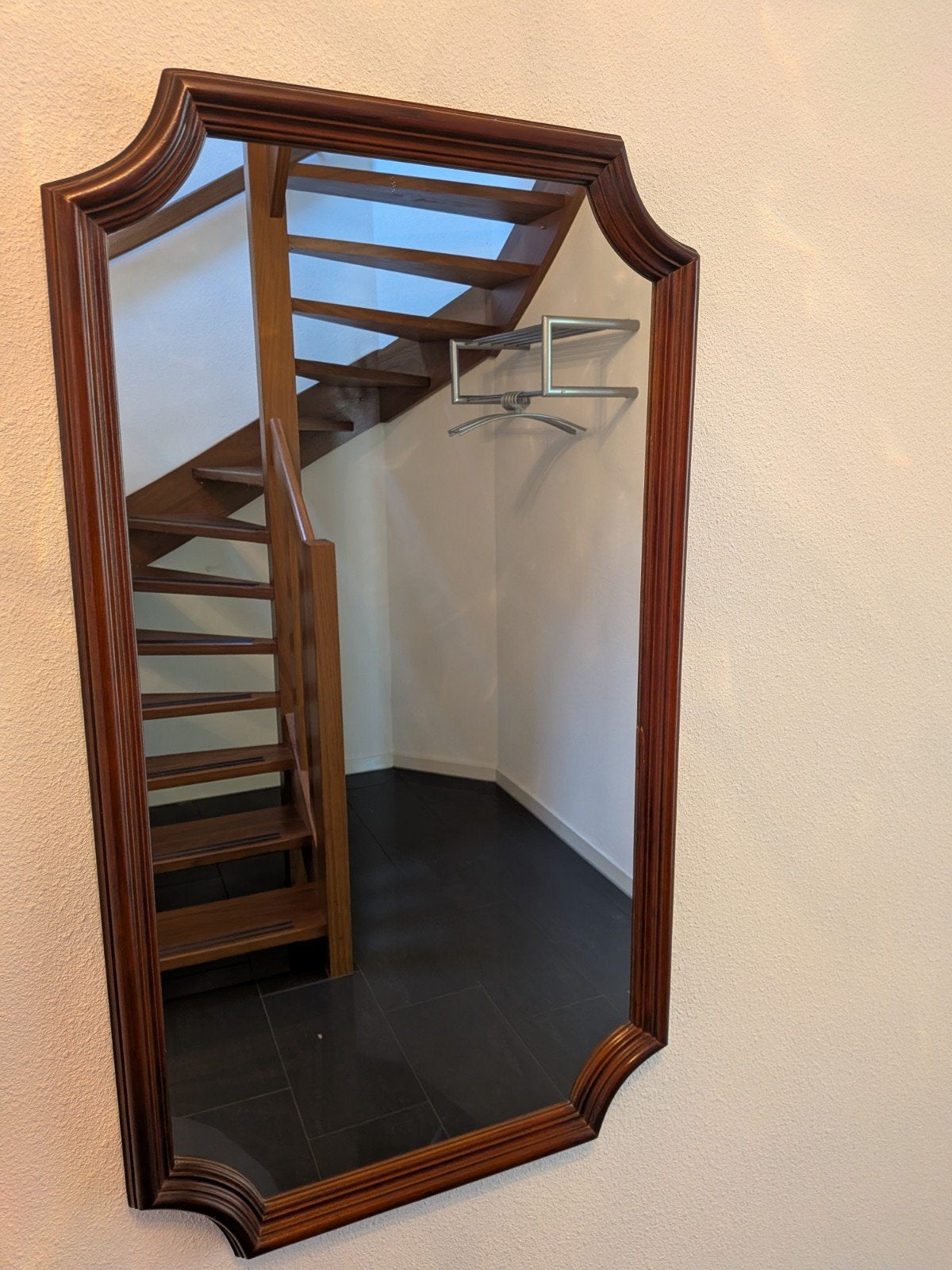 Klassieke spiegel met houten lijst, Antiek en Kunst, Antiek | Spiegels, Ophalen, Rechthoekig, 50 tot 100 cm, Minder dan 100 cm