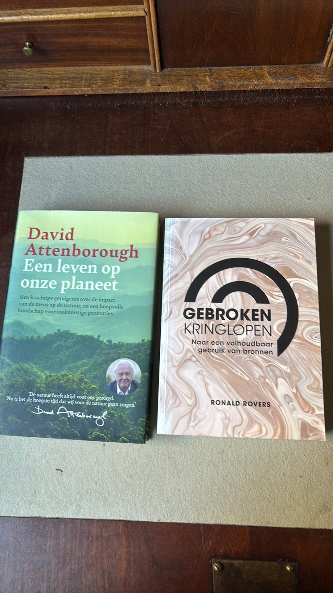 Gebroken kringlopen & Een leven op onze planeet- David Atten, Boeken, Ophalen of Verzenden, Zo goed als nieuw, Natuur algemeen