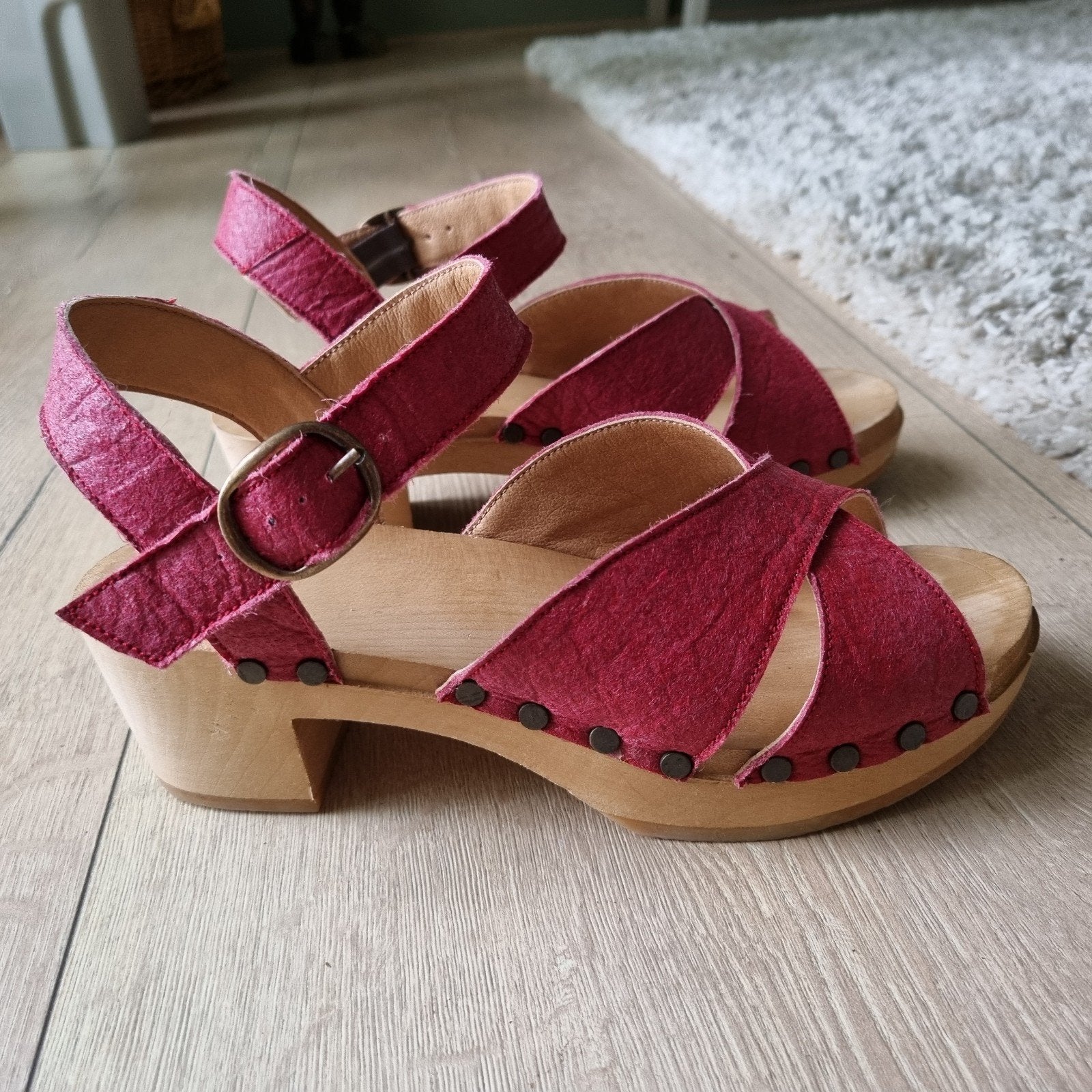 Nae Vegan Clogs - Diep Steenrood - Maat 40 - Z.G.A.N., Nae Vegan Shoes, Ophalen of Verzenden