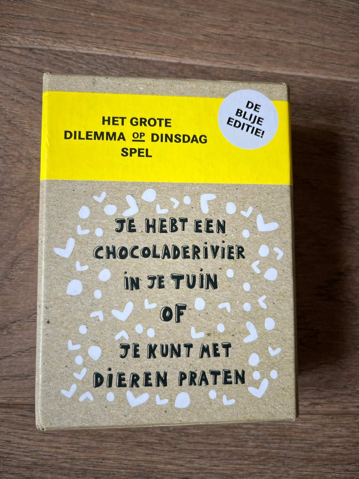 Het Grote Dilemma op Dinsdag Spel - De Blije Editie, Drie of vier spelers, Ophalen of Verzenden, Zo goed als nieuw