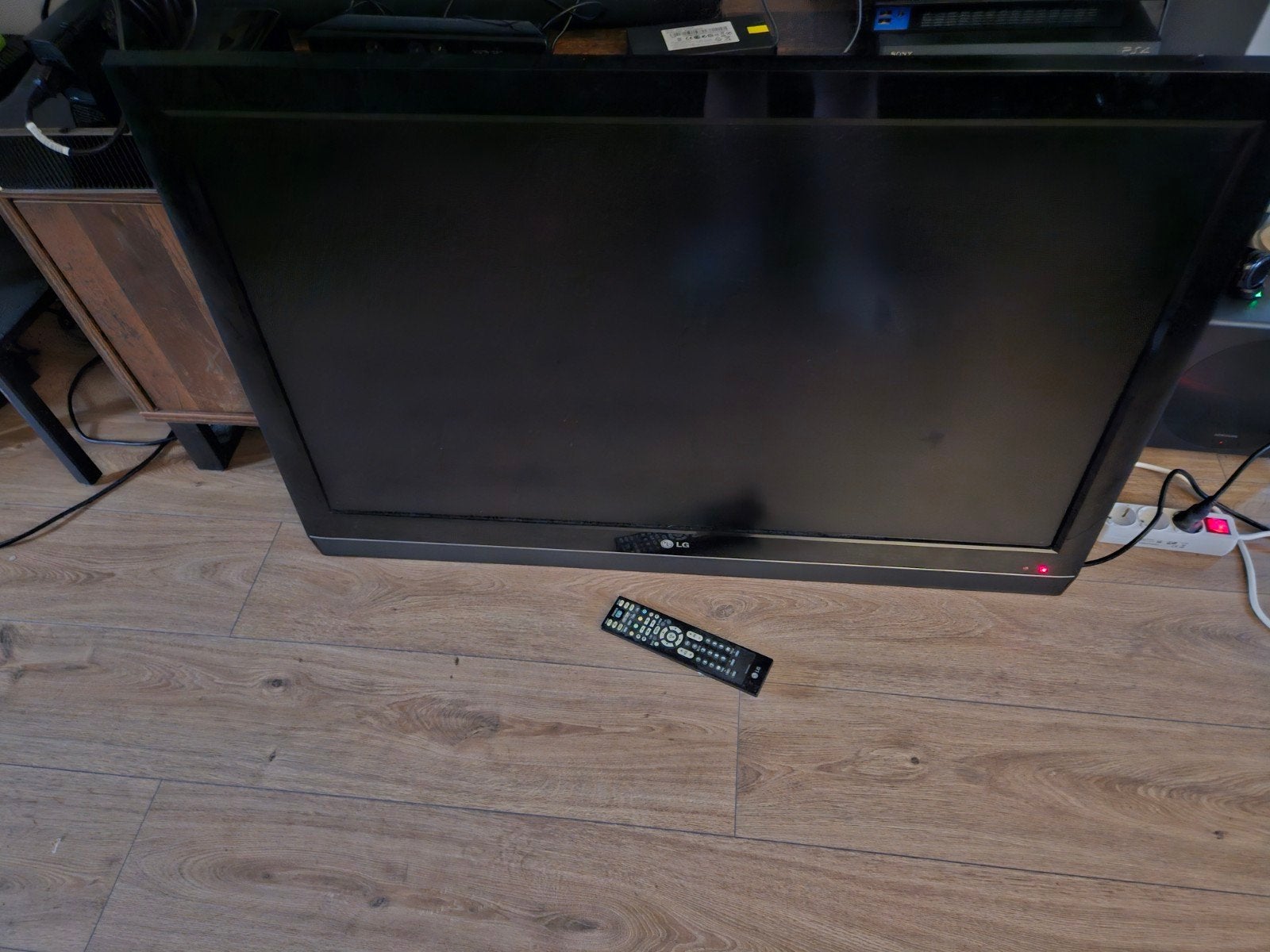 42 inch LG tv wk actie, Ophalen, Gebruikt, 50 Hz, 100 cm of meer