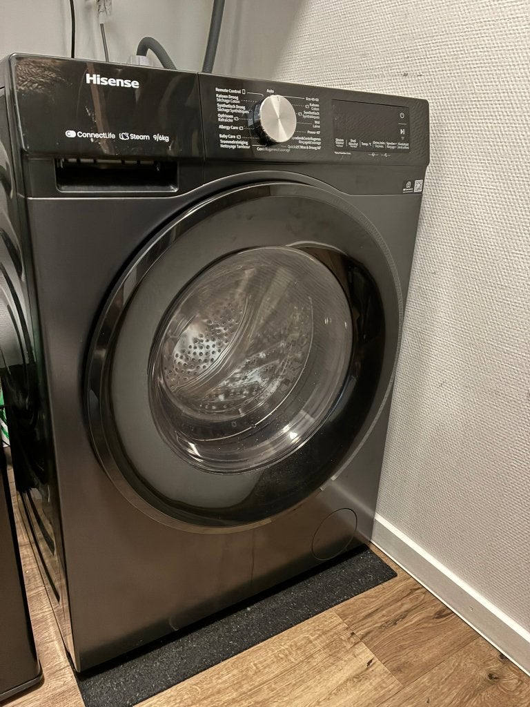 Hisense was-/droogcombinatie WD3S9043BB3 - 10 maand gebruikt, Ophalen, 1200 tot 1600 toeren, 8 tot 10 kg, Zo goed als nieuw