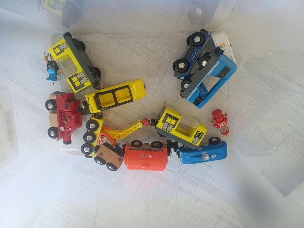 Houten Brandweerkazerne met auto's en brandweermannen, Ophalen