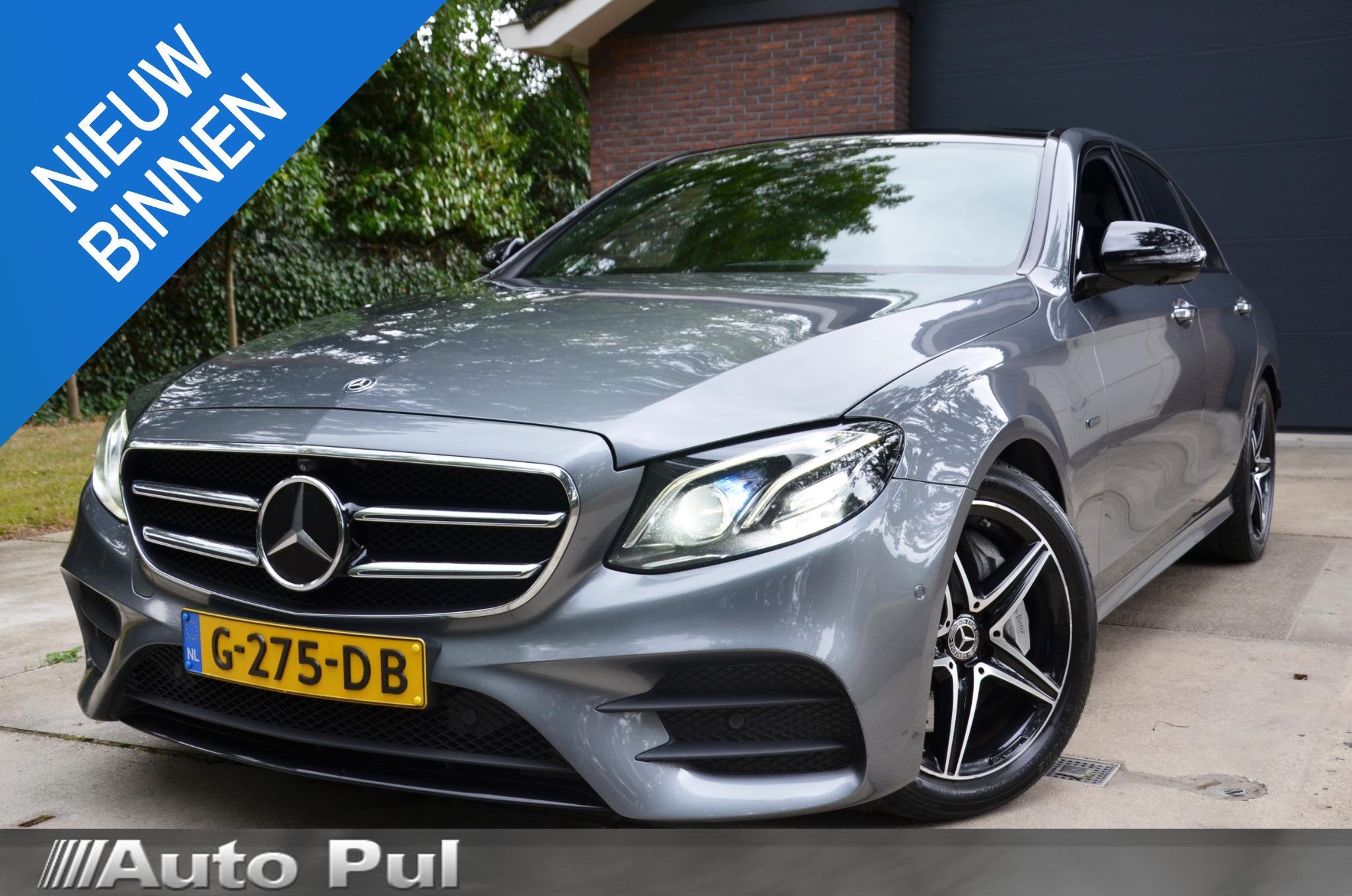 Mercedes-Benz E-klasse 300 e Premium Plus Amg Navi/Pdc/Ecc/3, Auto's, Automaat, Gebruikt, 4 cilinders, 1905 kg