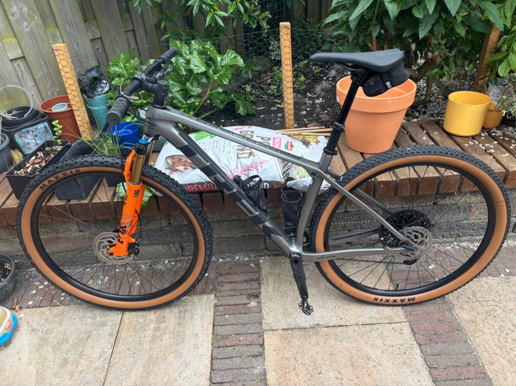 Te koop Trek Pro Caliber 9.5 met Fox 32 Float SC FIT4, Ophalen, Hardtail, Zo goed als nieuw, Schijfrem