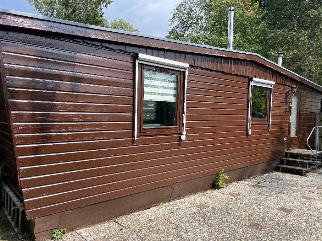 DEGELIJK CHALET, Tot en met 4