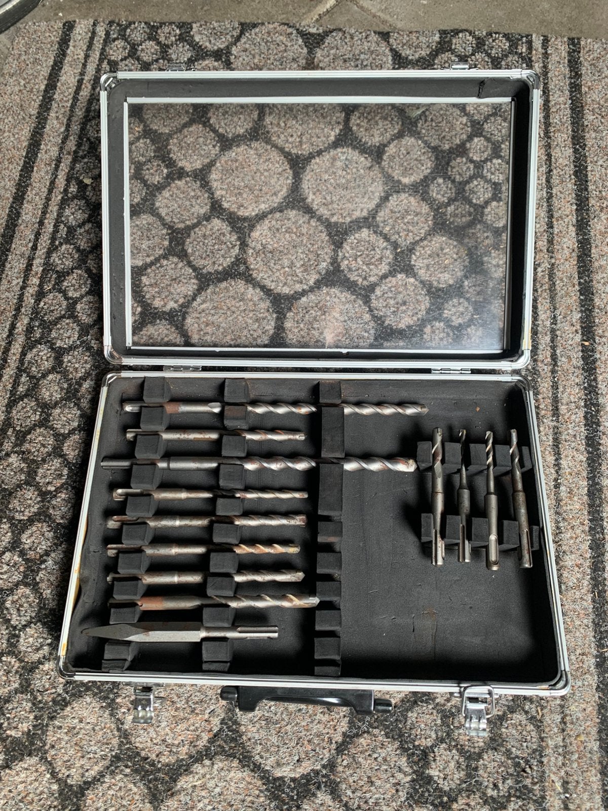 Boren set met koffer, Huis en Inrichting, Haarden, Ophalen, Zo goed als nieuw, Vrijstaande haard, Houthaard