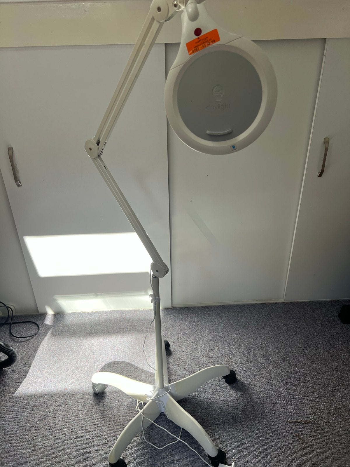 Daylight LED UltraSlim Vergrootlamp XR met standaard, Ophalen, Zo goed als nieuw, Loeplamp