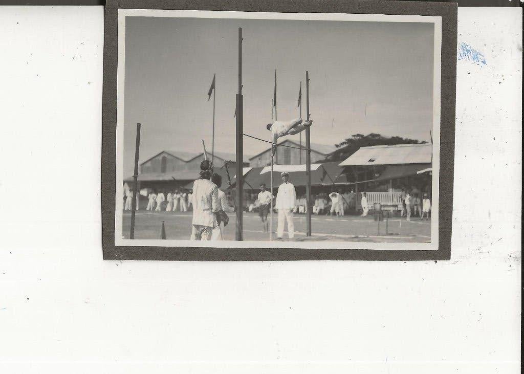 Ned Indie Belawan Marine Sportfeesten Polsstokhoogspringen3, Verzamelen, Ophalen of Verzenden, 1920 tot 1940, Ongelopen, Buiten Europa