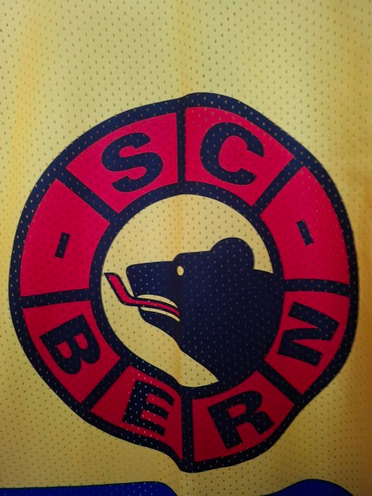 IJshockey Fanshirt SC Bern - Origineel en Zo Goed als Nieuw, Sport en Fitness, Ophalen of Verzenden, Zo goed als nieuw, Kleding