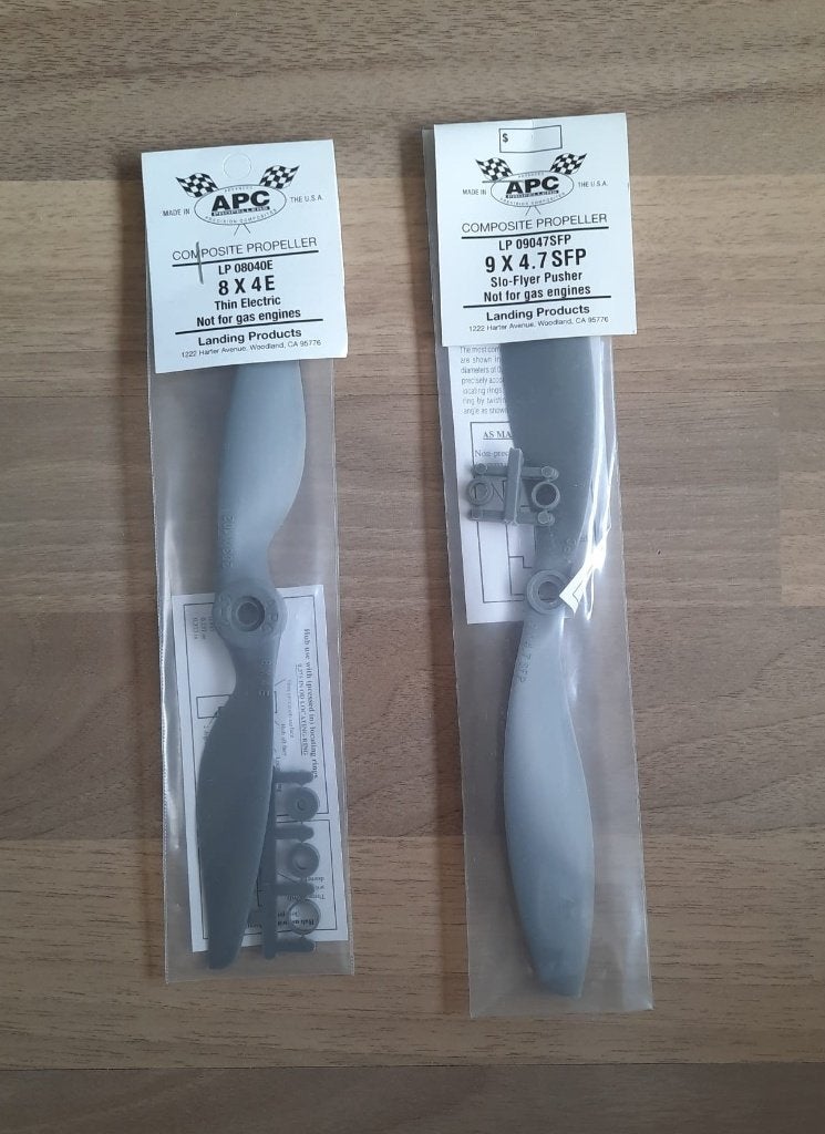 2 APC Propellers for RC Model Aircraft, Ophalen of Verzenden, Nieuw, Elektro