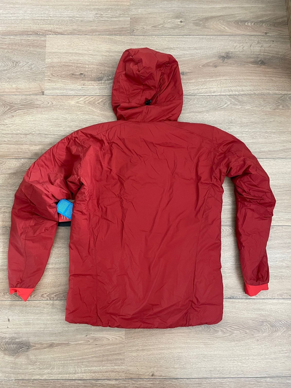 Arc’teryx Atom AR Hoody Heren - Maat M - Nieuw!, Ophalen, Nieuw, Maat 48/50 (M), Rood