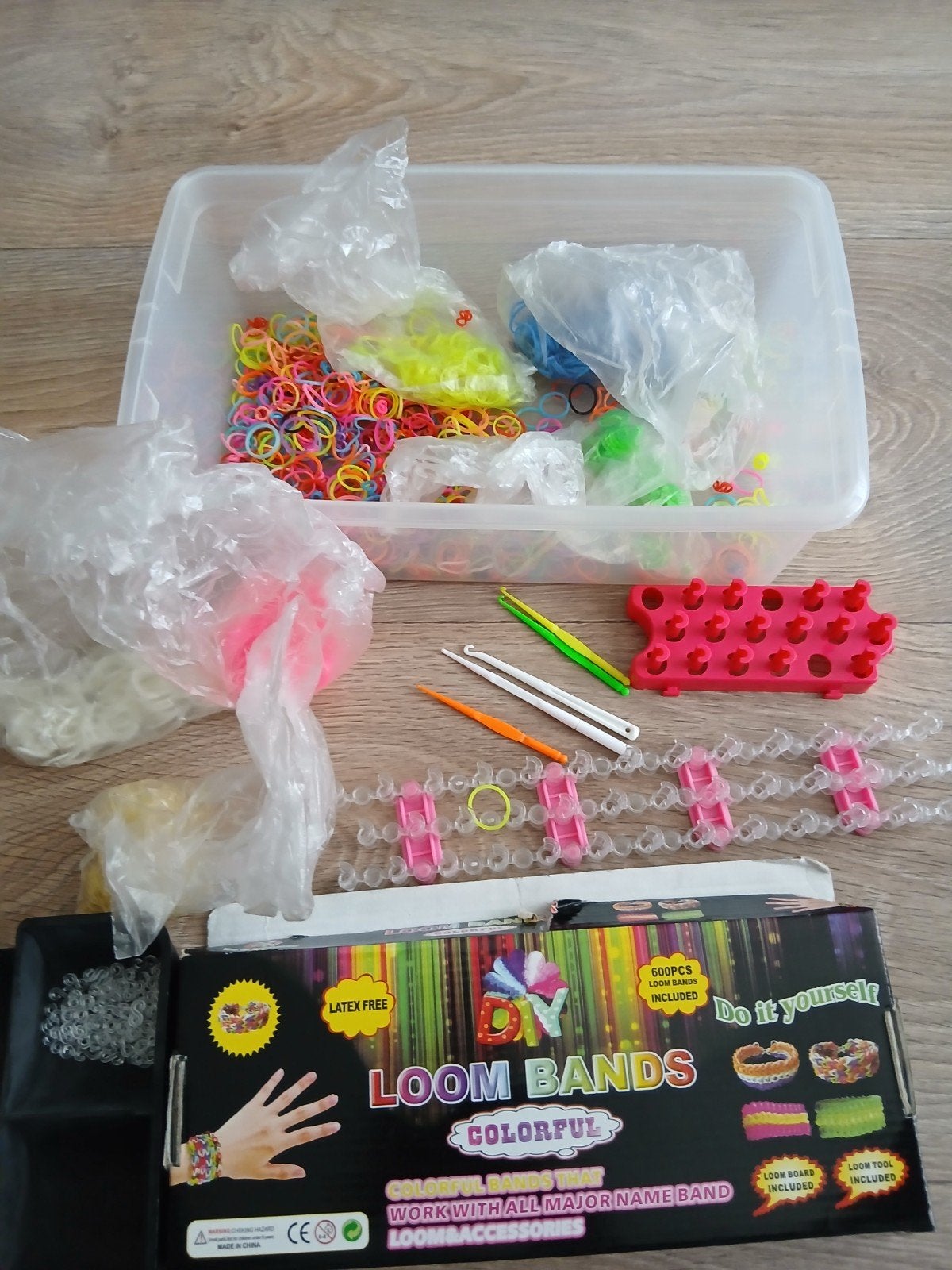 GRATIS - Loom Bands set - Meerdere sets, Hobby en Vrije tijd, Knutselen, Ophalen