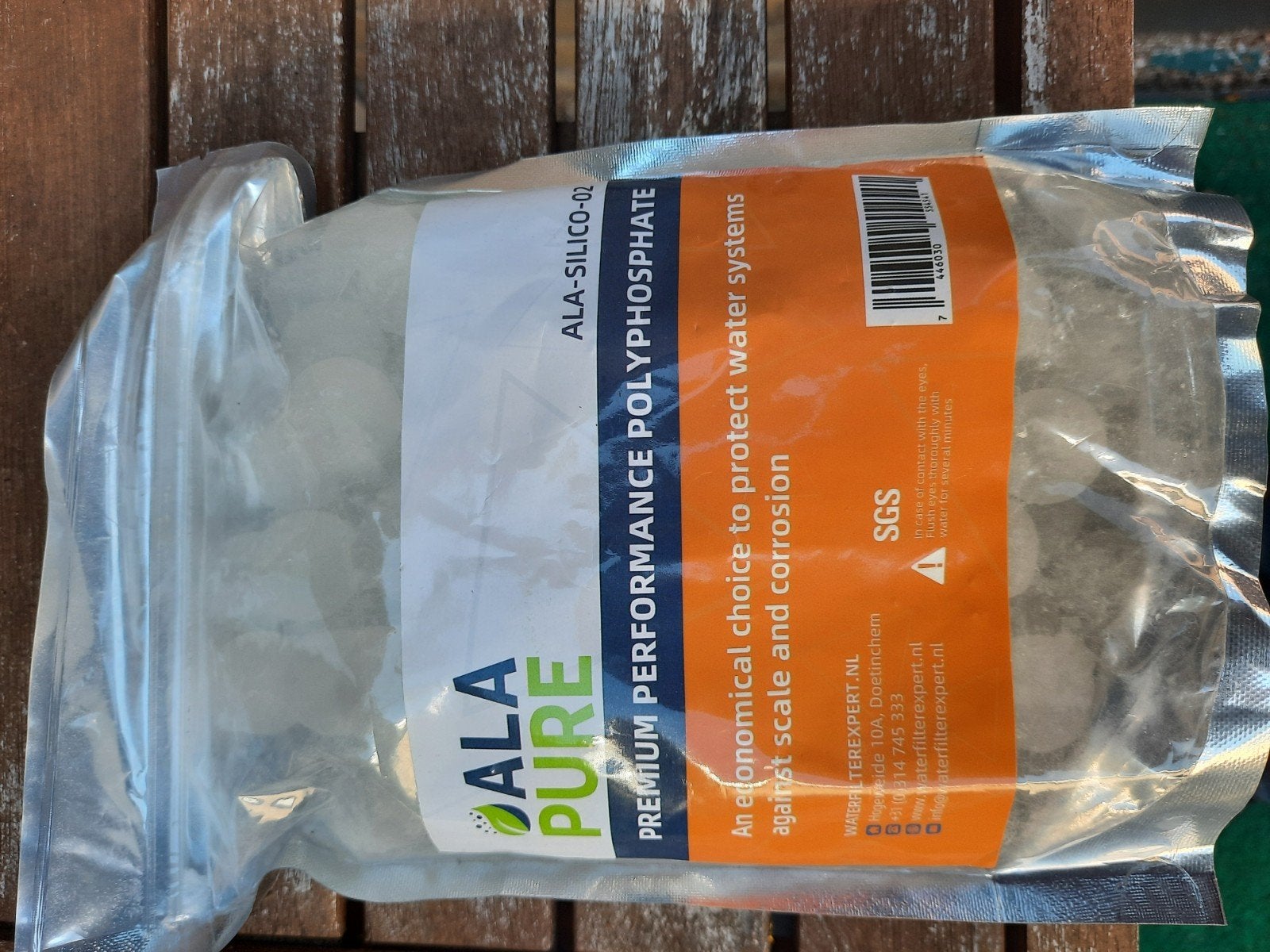 Waterfilter systeem met nieuwe filters en polyfosfaat, Ophalen