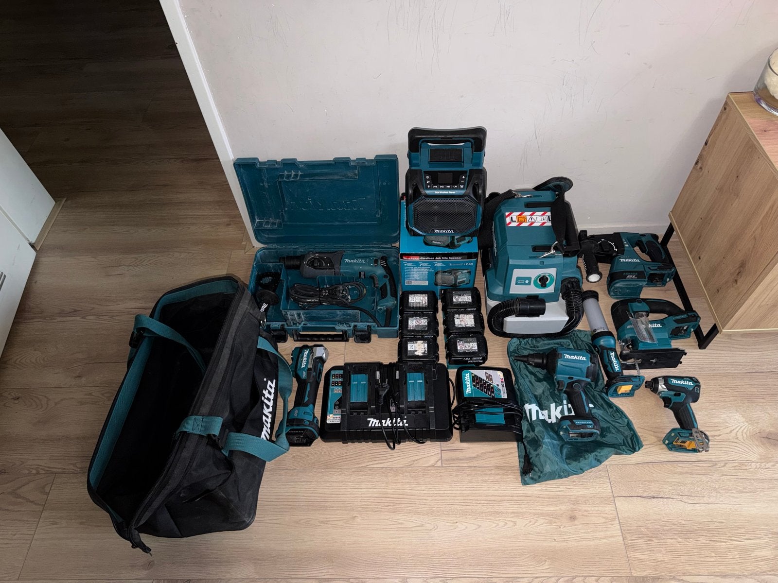 Grote set Makita gereedschap met diverse machines, Doe-het-zelf en Verbouw, 600 watt of meer, Overige typen, Ophalen of Verzenden